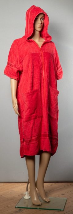 Upcyclet badeponcho 250 kr.